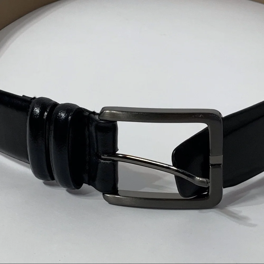 EUC Genuine Leather Black Belt‎